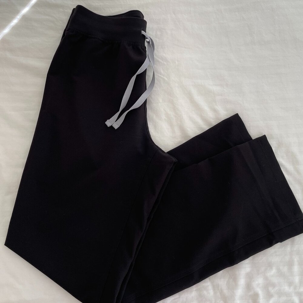 FIGS LIVINGSTON (HW, T)